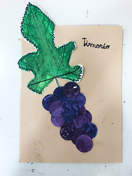 dessin et peinture d'une grappe de raisin pour les vendanges